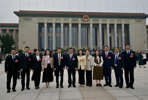 中国工会十八大代表风采丨朱文英：扛起工会担任，，，，，，与宽大职工一路争做新时期奋斗者