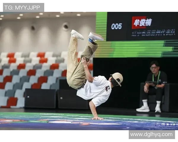 杨敏独家分享街舞心得与技巧助你舞出自我风采 杨敏独家分享街舞心得与技巧助你舞出自我风采